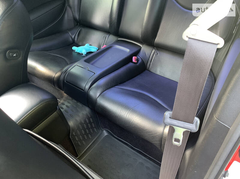 Купе Infiniti G37 2008 в Києві