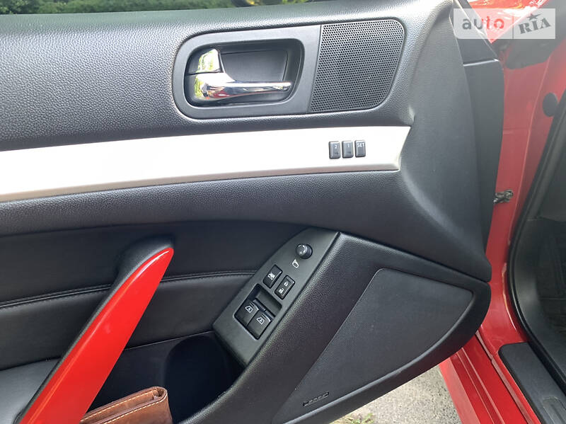 Купе Infiniti G37 2008 в Києві