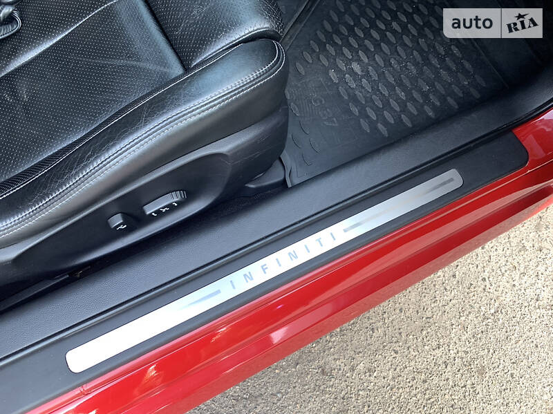 Купе Infiniti G37 2008 в Києві
