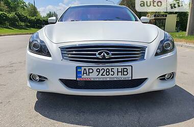 Кабриолет Infiniti G37 2012 в Запорожье