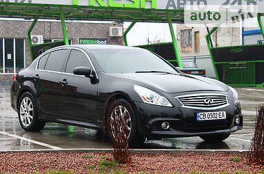 Седан Infiniti G37 2012 в Чернигове