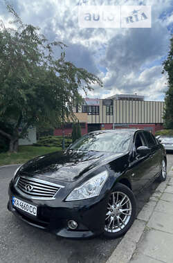 Седан Infiniti G37 2011 в Киеве