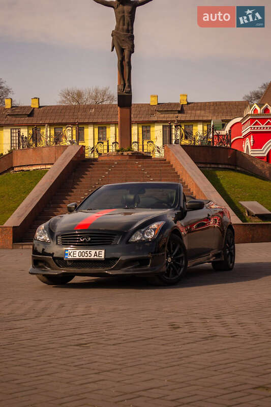 Infiniti G37 2013