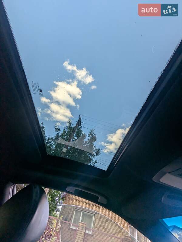 Купе Infiniti G37 2013 в Днепре