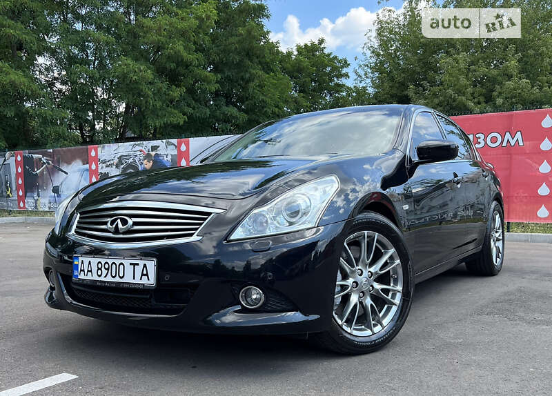 Седан Infiniti G37 2010 в Киеве