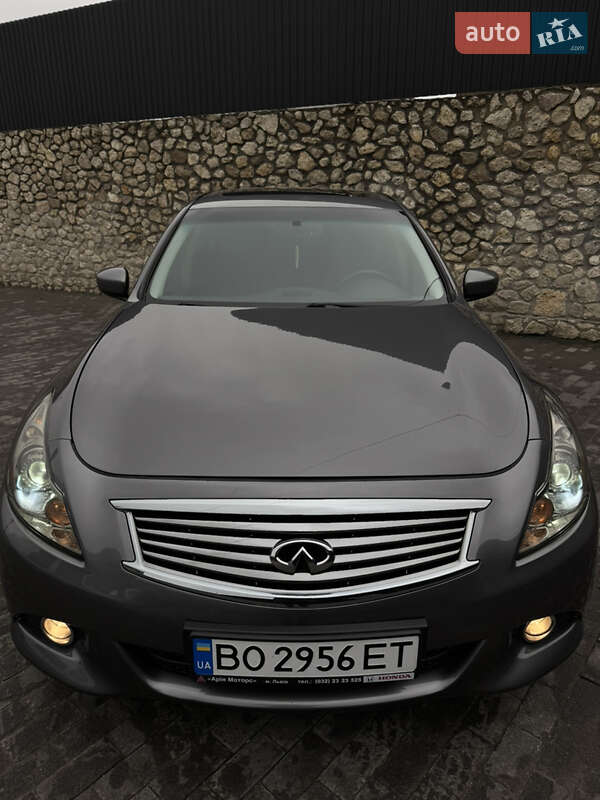 Седан Infiniti G37 2013 в Тернополе