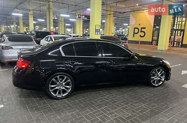 Седан Infiniti G37 2011 в Киеве