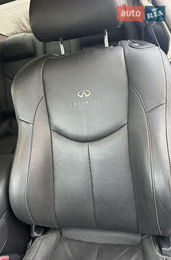 Купе Infiniti G37 2012 в Києві