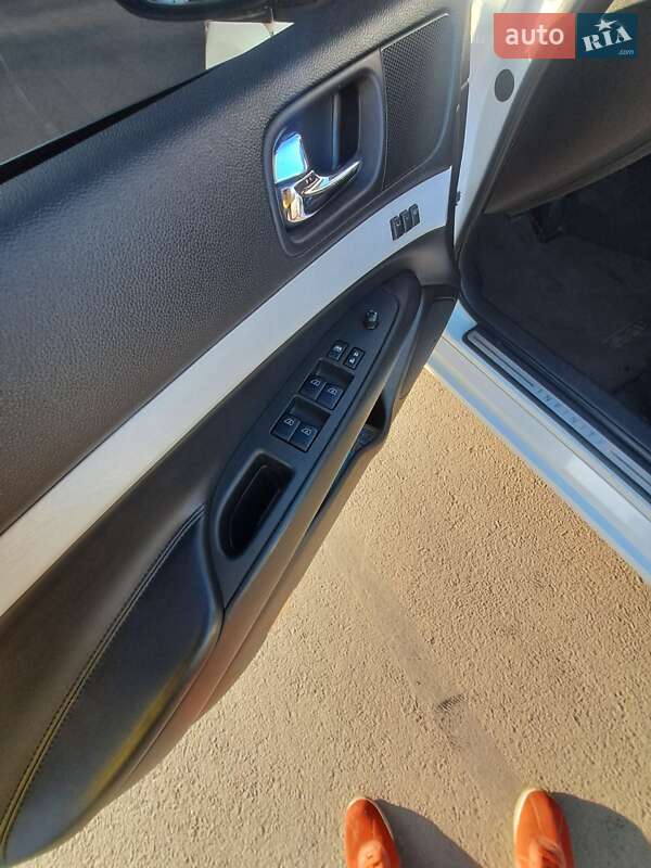 Седан Infiniti G37 2013 в Миколаєві