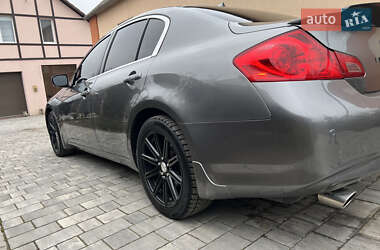 Седан Infiniti G37 2013 в Виннице