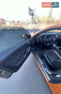 Купе Infiniti G37 2007 в 