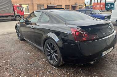 Купе Infiniti G37 2008 в 