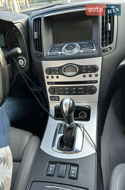 Купе Infiniti G37 2007 в 