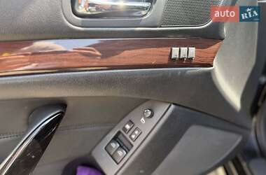 Седан Infiniti G37 2009 в 