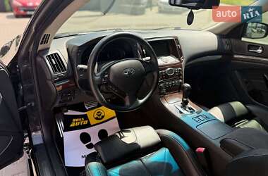Седан Infiniti G37 2009 в 
