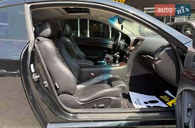 Седан Infiniti G37 2009 в 