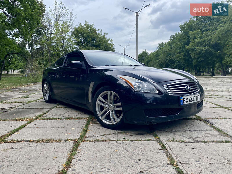 Купе Infiniti G37 2007 в Харькове