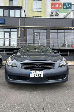Купе Infiniti G37 2010 в Киеве