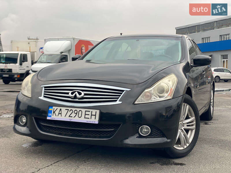 Седан Infiniti G37 2013 в Києві