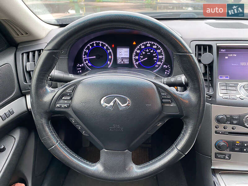 Седан Infiniti G37 2013 в Києві