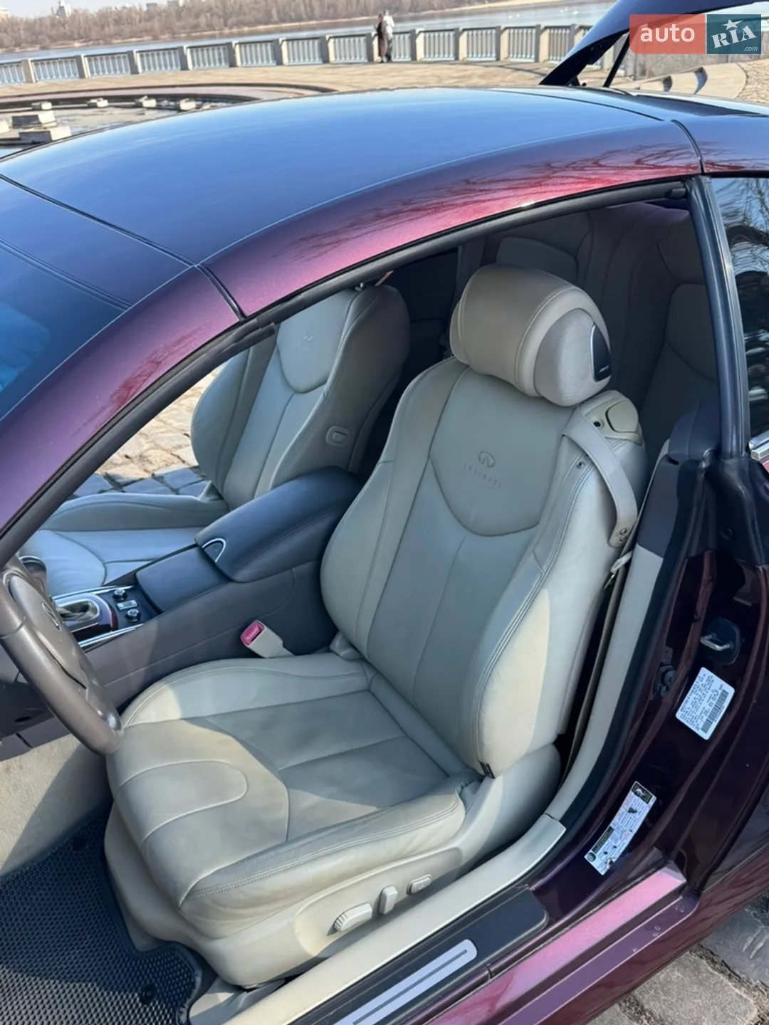 2010 Infiniti G - мініатюра 42