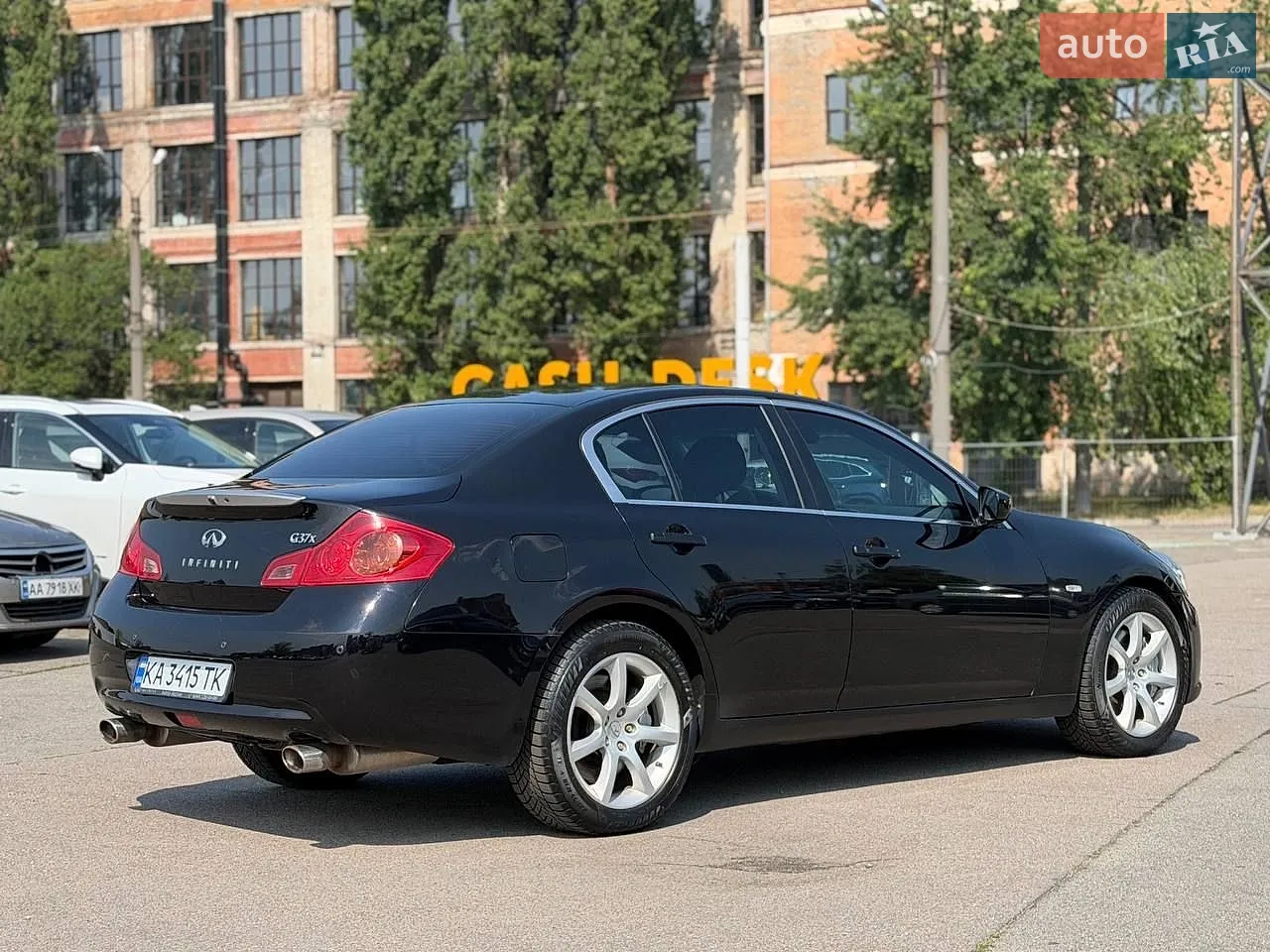 2011 Infiniti G - мініатюра 7