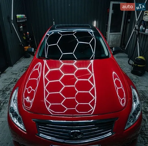 Infiniti G37