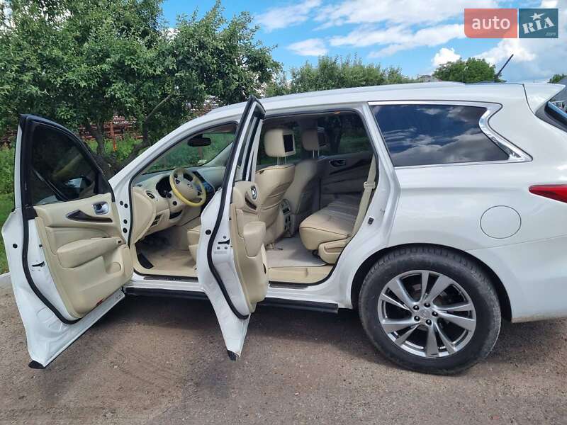 Внедорожник / Кроссовер Infiniti JX35 2012 в Киеве