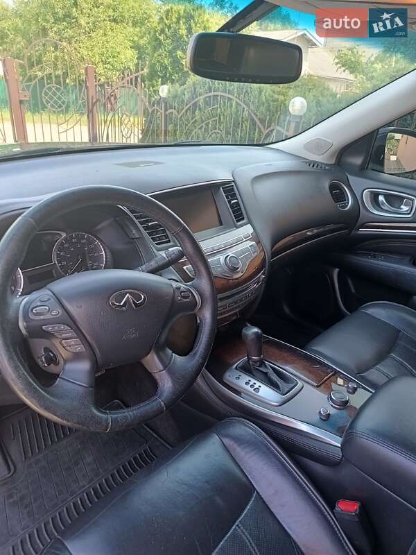 Позашляховик / Кросовер Infiniti JX35 2013 в Івано-Франківську