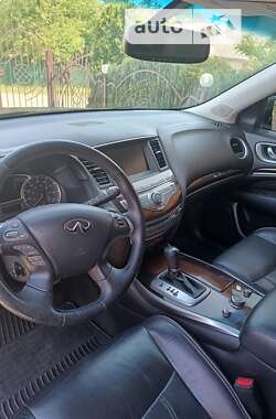 Внедорожник / Кроссовер Infiniti JX35 2013 в Ивано-Франковске