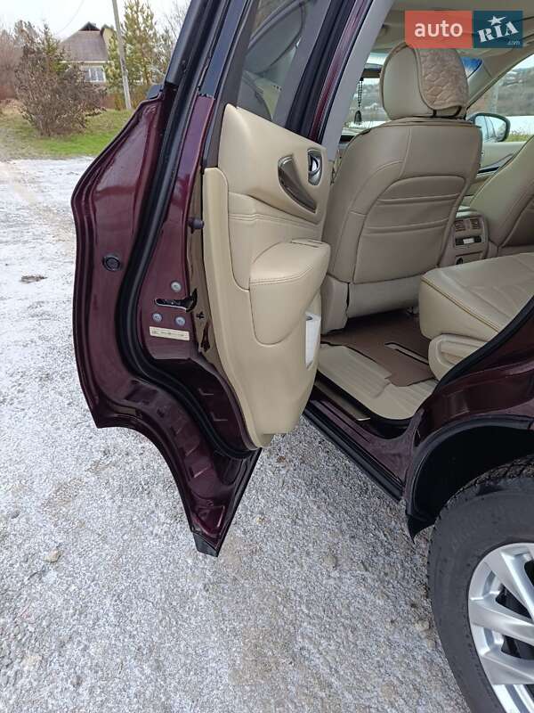 Позашляховик / Кросовер Infiniti JX35 2012 в Городку