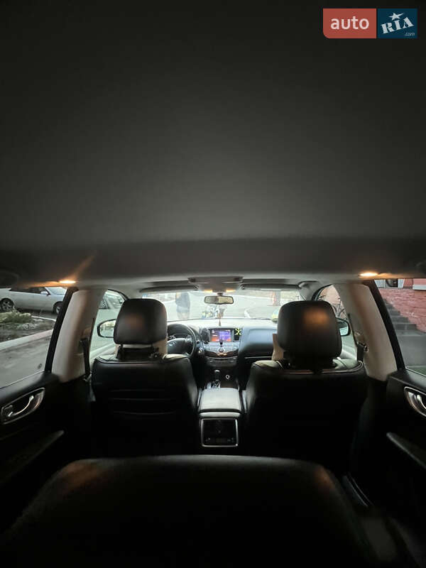 Внедорожник / Кроссовер Infiniti JX35 2013 в Киеве