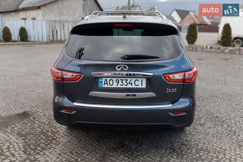 Позашляховик / Кросовер Infiniti JX35 2013 в Хусті