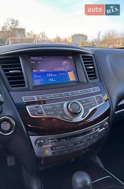 Внедорожник / Кроссовер Infiniti JX35 2012 в 