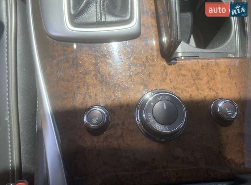 Позашляховик / Кросовер Infiniti JX35 2013 в Полтаві