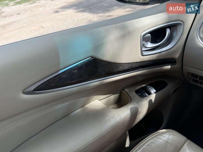 Внедорожник / Кроссовер Infiniti JX35 2012 в Кропивницком фото 18 Внедорожник / Кроссовер Infiniti JX35 2012 в Кропивницком
