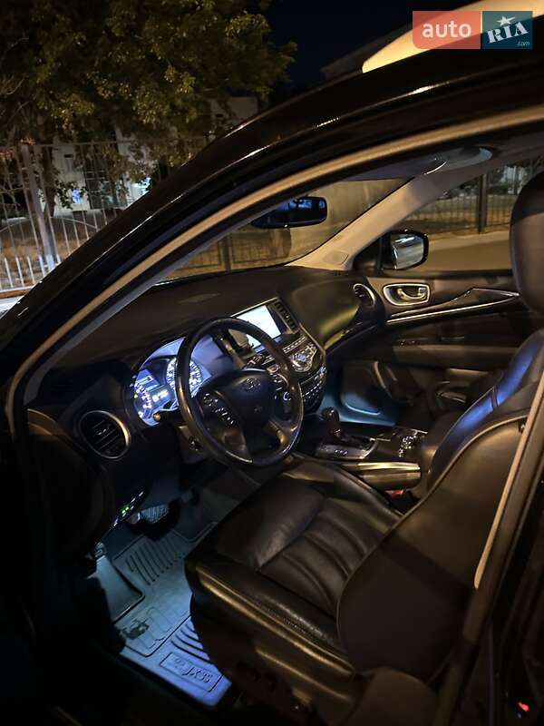 Позашляховик / Кросовер Infiniti JX35 2012 в Одесі