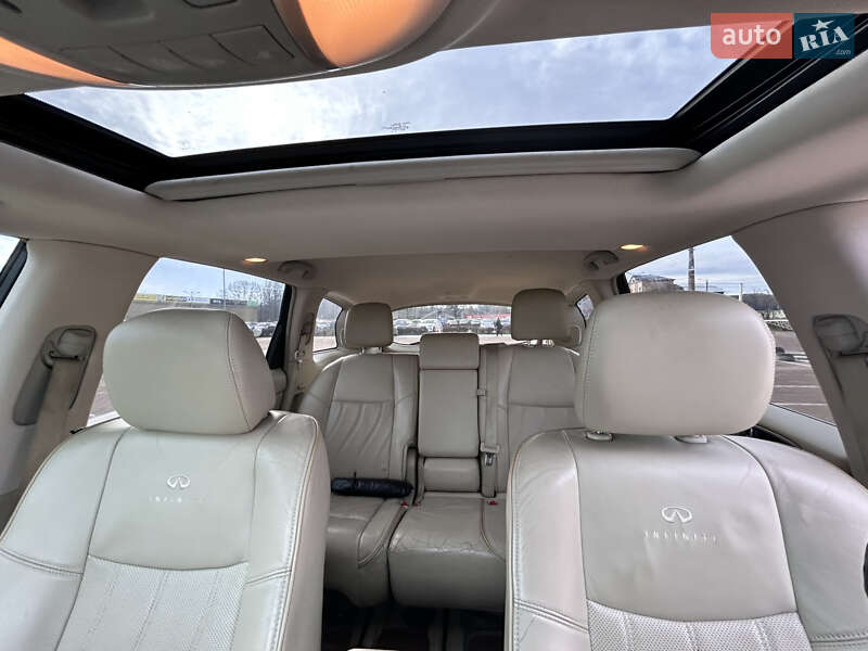Внедорожник / Кроссовер Infiniti JX35 2013 в Житомире