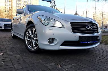 Седан Infiniti M25 2013 в Одессе