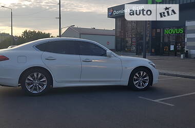 Седан Infiniti M25 2012 в Києві