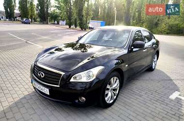 Седан Infiniti M25 2012 в Днепре