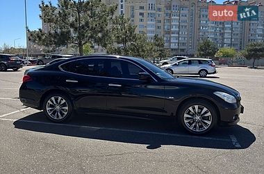 Седан Infiniti M25 2012 в Николаеве
