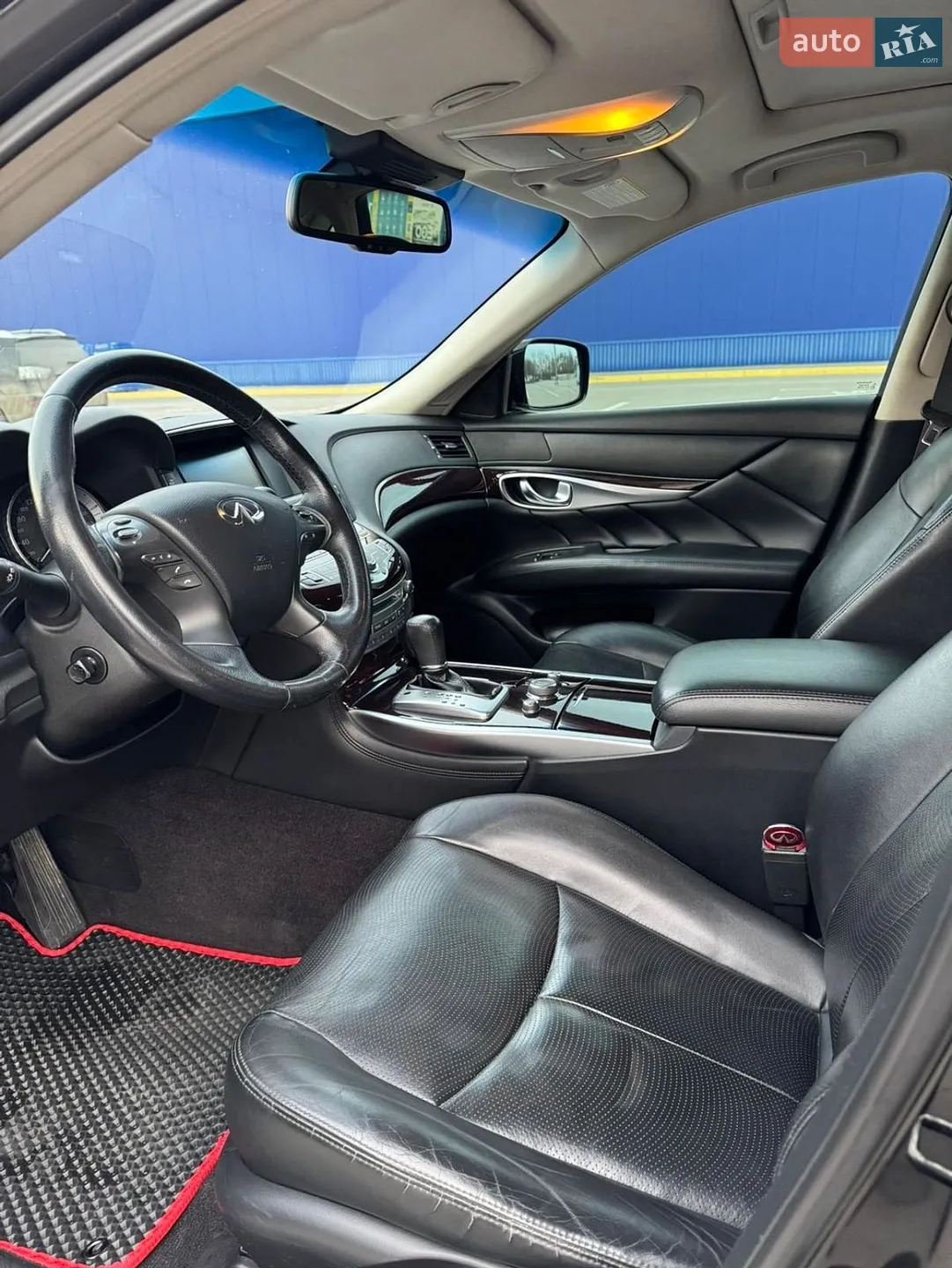 2013 Infiniti M - мініатюра 5