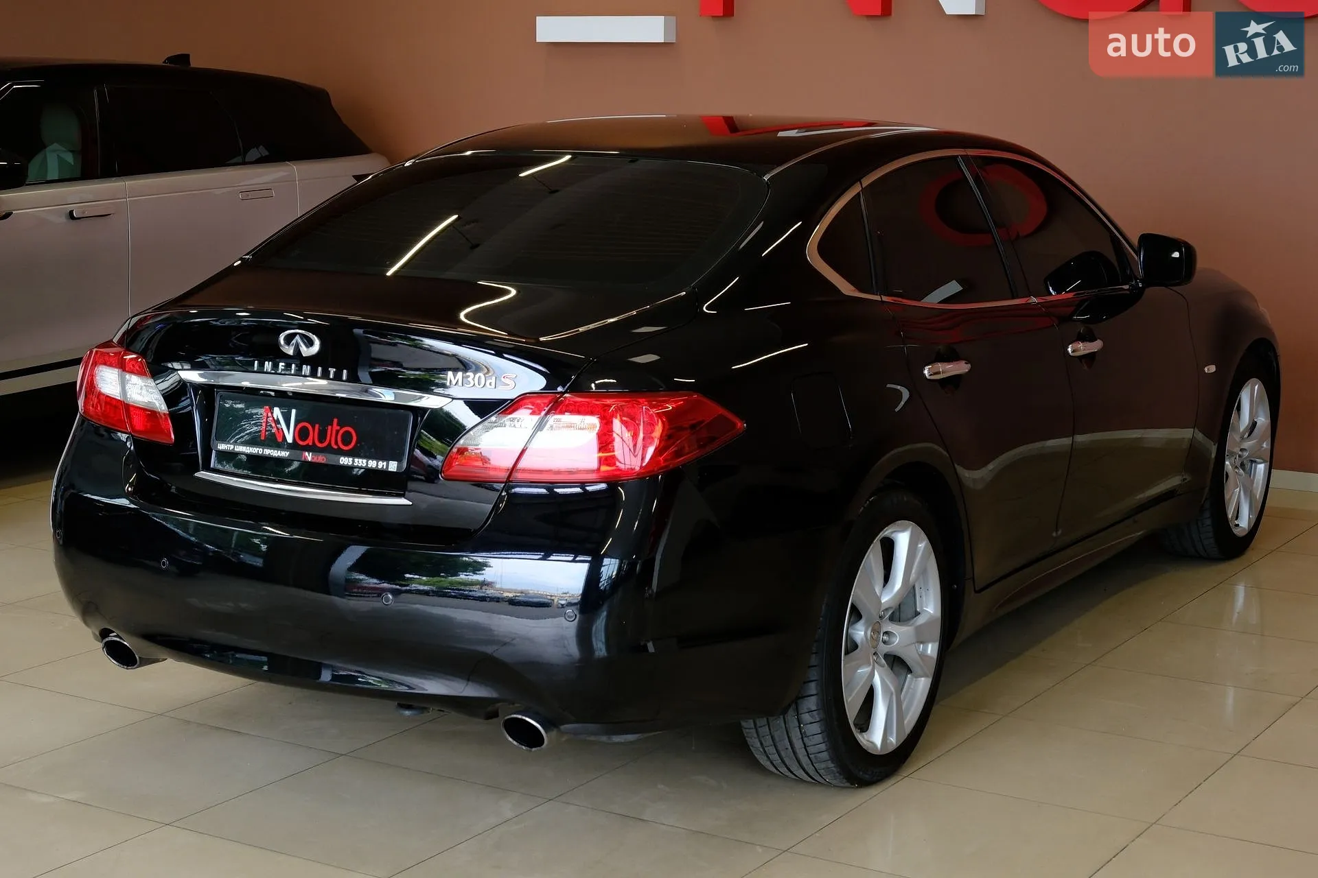 2013 Infiniti M - мініатюра 13