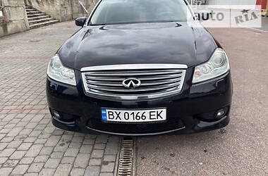 Седан Infiniti M35 2008 в Трускавці