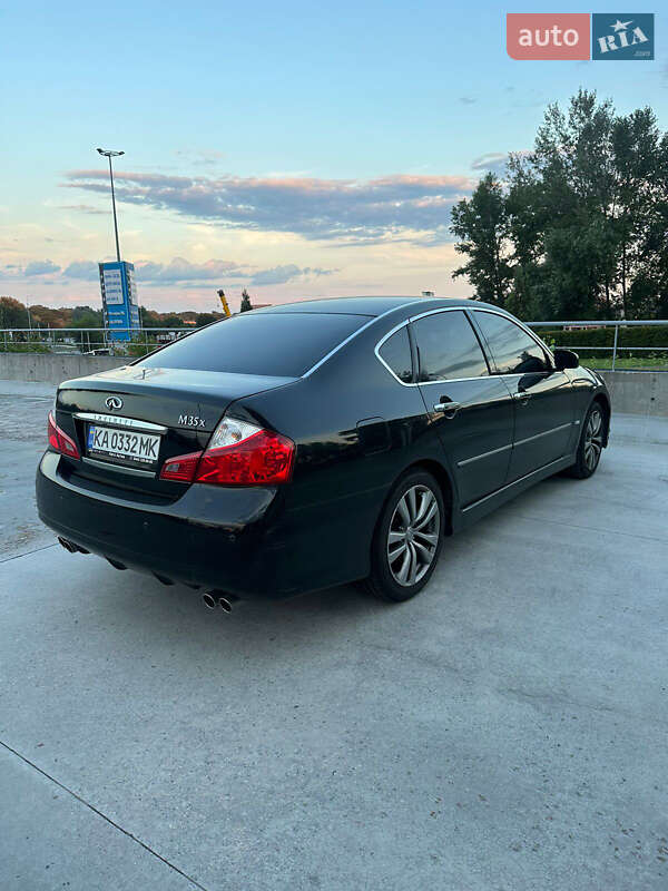 Infiniti M35 2008