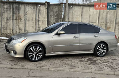 Седан Infiniti M35 2008 в Лубнах