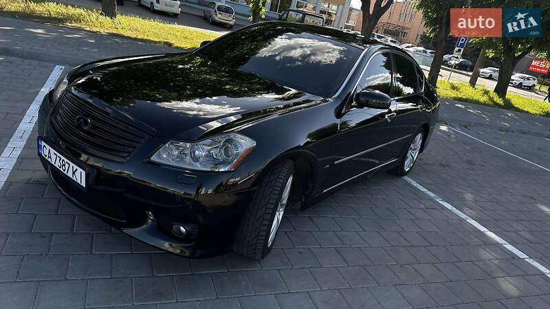 Седан Infiniti M35 2008 в 