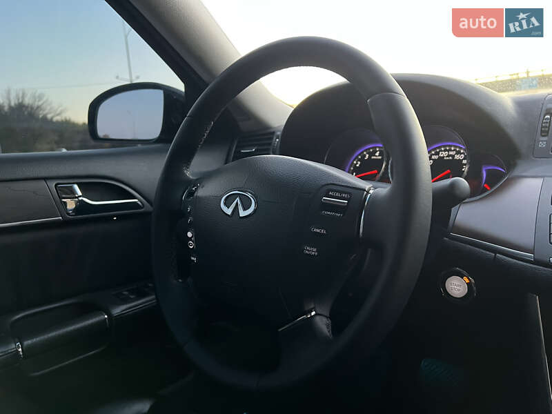 Седан Infiniti M35 2008 в Киеве фото 34 Седан Infiniti M35 2008 в Киеве
