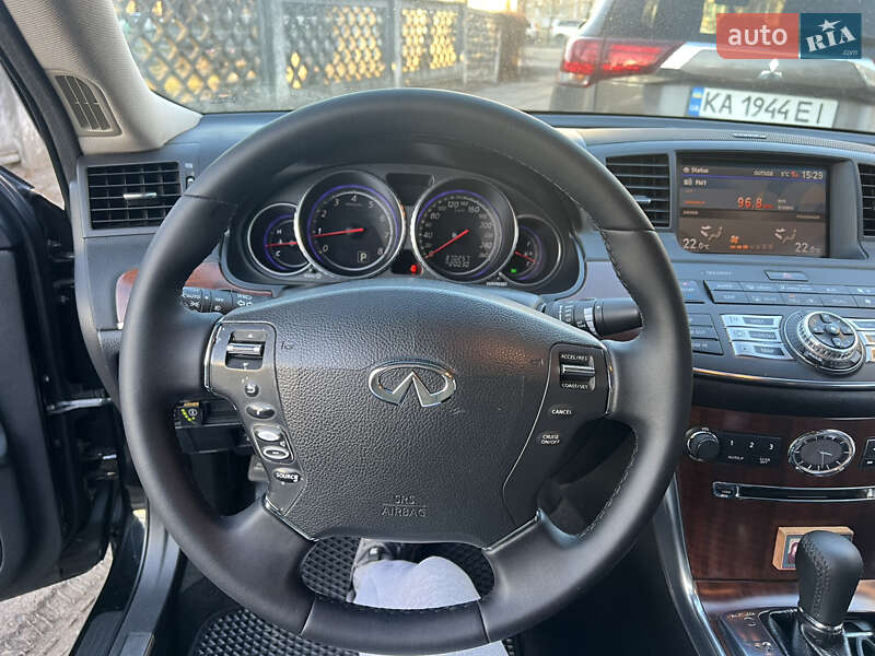 Седан Infiniti M35 2008 в Киеве фото 48 Седан Infiniti M35 2008 в Киеве